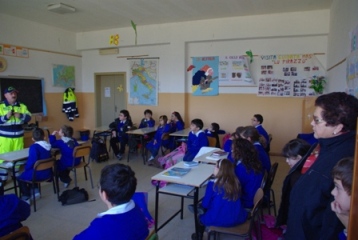 Corso di evacuazione Scuola Elementare Acquarica Protezione Civile "LA FONTANA"